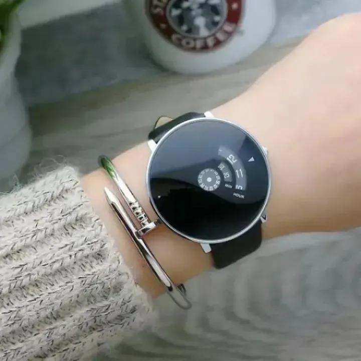 ClassicLeather Watch™